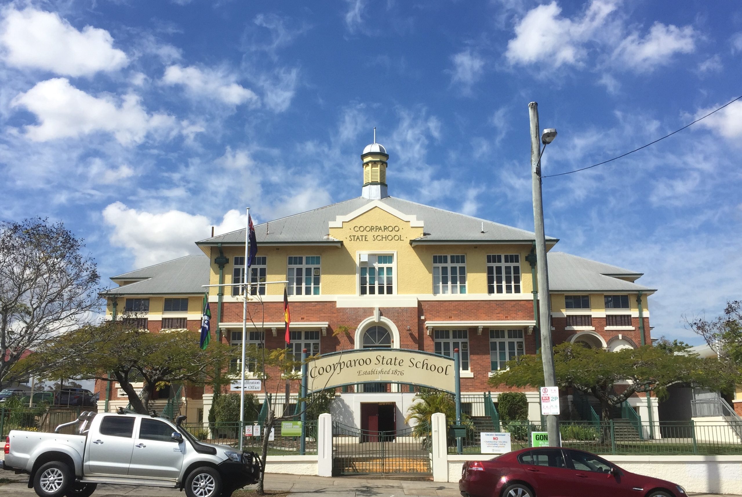 Coorparoo service area